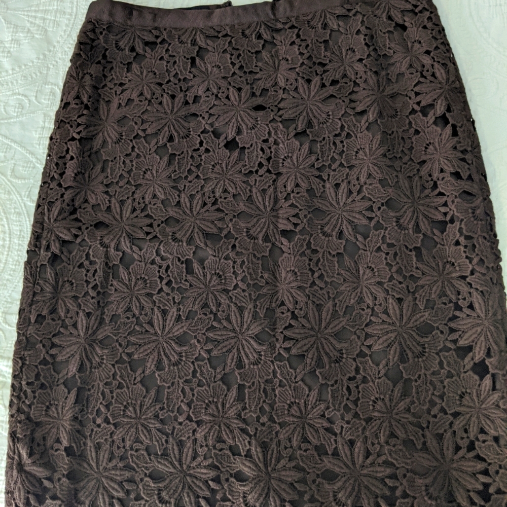 Talbot Woman lace skirt